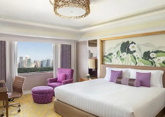 Apartment Greenbelt Five Star Breakfast Gym Swim Fast Internet Manila