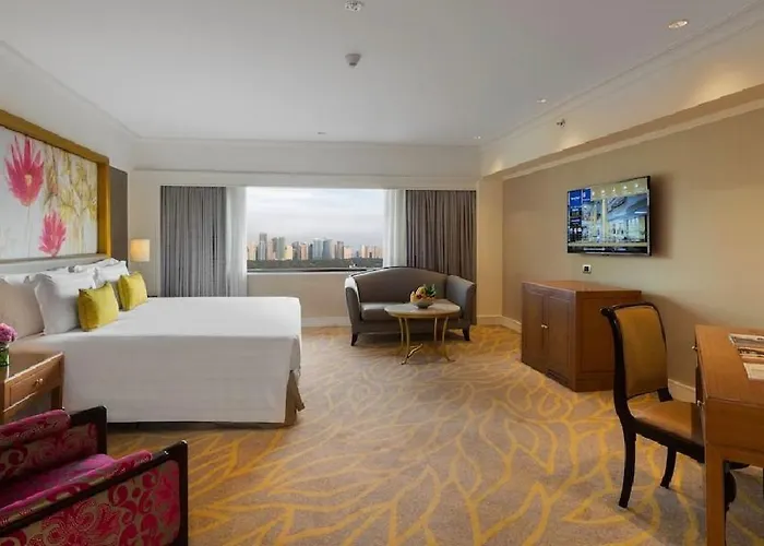 Apartment Greenbelt Five Star Breakfast Gym Swim Fast Internet