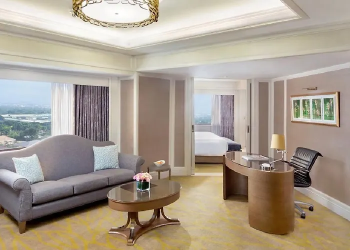 Greenbelt Five Star Breakfast Gym Swim Fast Internet Apartment *