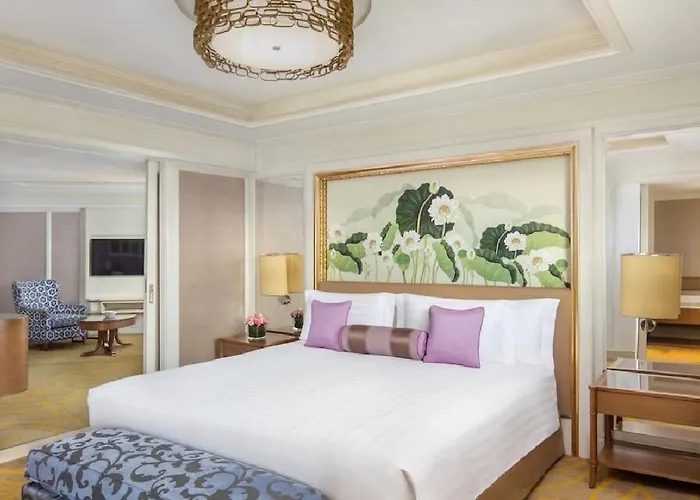 Apartment Greenbelt Five Star Breakfast Gym Swim Fast Internet